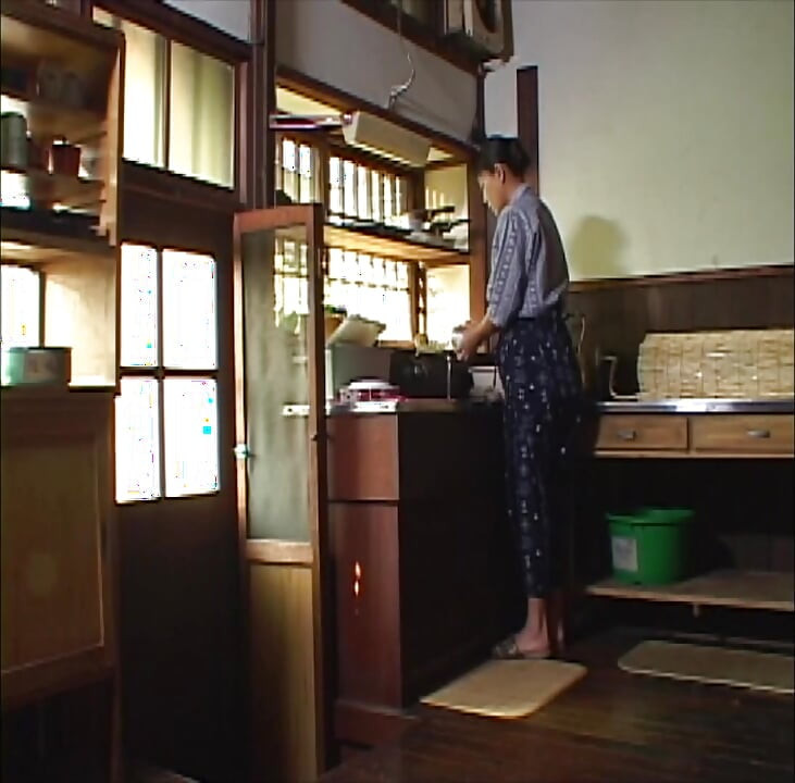 P128G06 A daughter working as a maid in the home of a large suburban landowner in the early Showa period. One night, the young master and his wife teach her sexual lessons... 3PSEX brings pleasure to first-time experiences!
