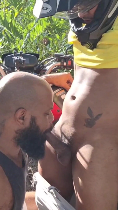 Stepfather Barbudo - the Deviation of the Motorcycle Courier Intense Sex in the Woods.