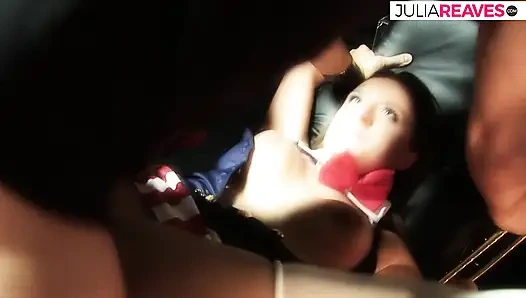 Групповой секс на сцене