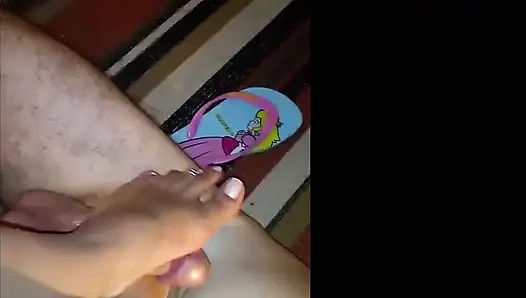 Kiffa Had an Orgasm While Squeezing His Cock and Making Him Worship Her Feet