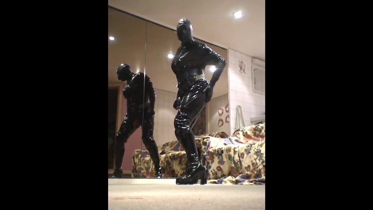 TrannyInLatexMask