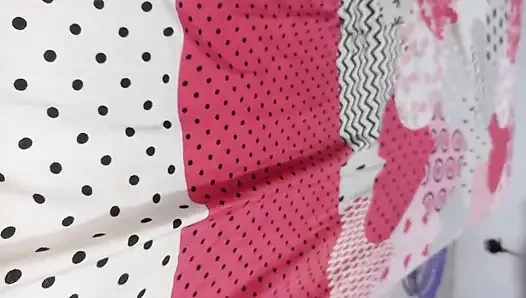 Bakış açısı kızıl saçlı latin genç kız yarak emiyor ve sikiliyor