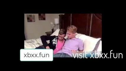 Přítel bratra mě nadržil