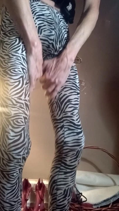Stephanie Collier piss soaked