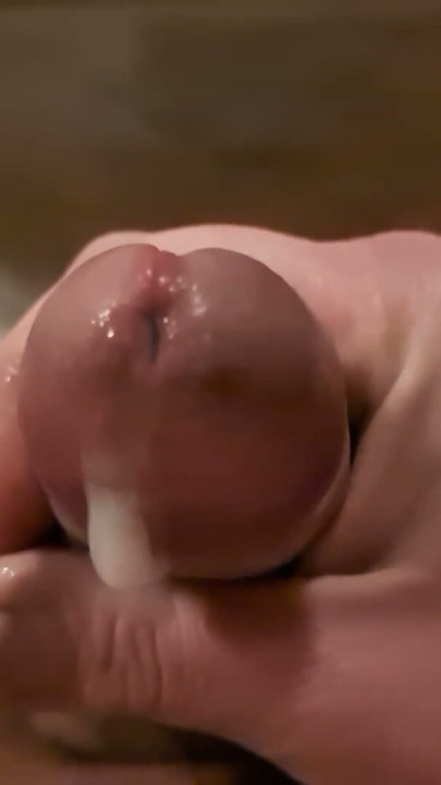 Close-Up Cum #1: Cum Dripping in Slowmotion | Clip 1