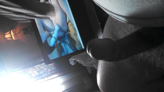 Watch bitch cum while I jack off