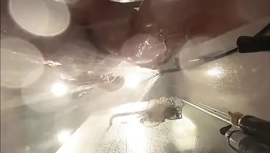 Вебкамера под ванной. Подруга после секса в душе