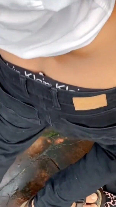 Desi Iubită frumoasă strâmtă prima dată în junglă Xxx Videoclipuri, videoclipuri sexuale cu iubita din jungla desi | Clip 1