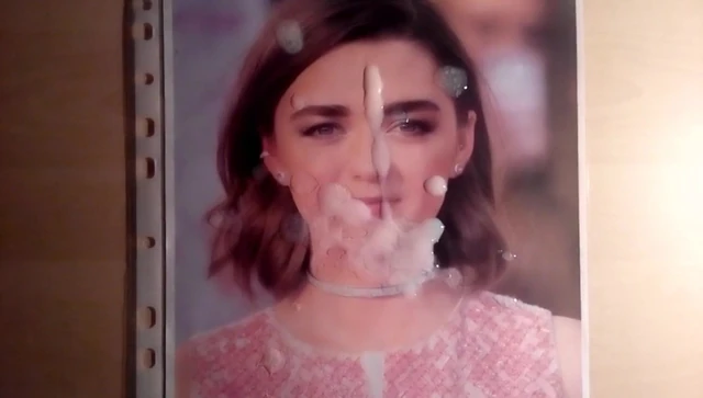 Cumtribute 3 on Maisie Williams