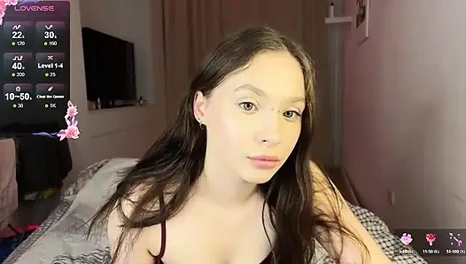 SI MUDA ROSIE JUICE MENGHANCURKAN MEMEKNYA DAN MENDAPAT ORGASME