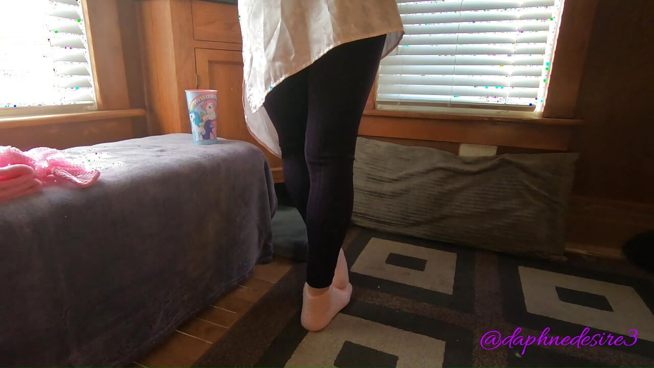 Daphne Tease Purple Leggings and Satin Top Shows Her Bum