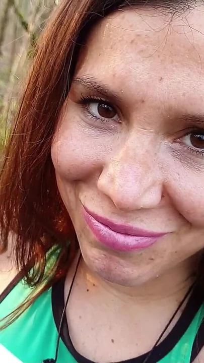 Momen penting dari "Jogging German Wife talk to Quick Cheating Sex by Stranger"