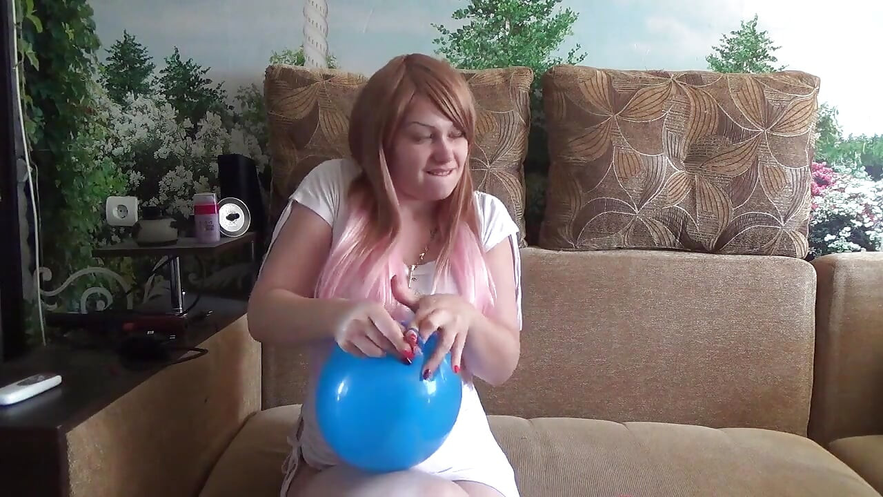 I Am Blowing 10 Different Color Balloons!