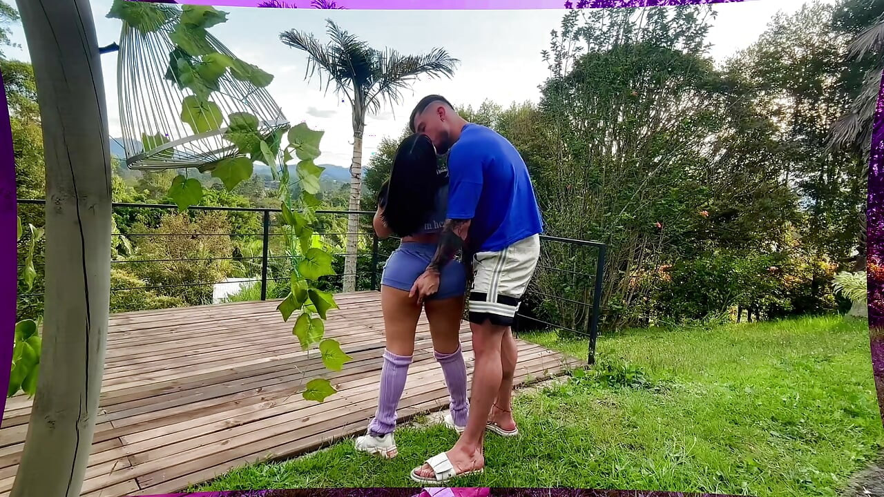 YOGA AFTERNOON IS INTERRUPTED BY A BIG COCK THAT PINKS MY ASS, FUCKS OUTDOORS - Savina oficial