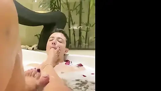 Goddess Kiffa Footjob and Foot Worship on Bathtub