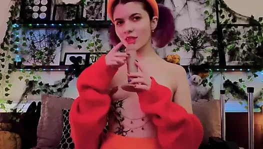 Cadılar bayramı oral seksi tatlı edepsiz günahkarca lezzetli