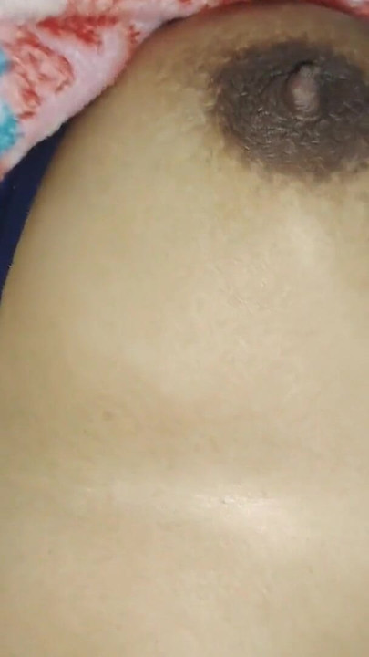 Pakistani beautiful Neighbors Wife Invite Young College Boy in Home | Clip 2