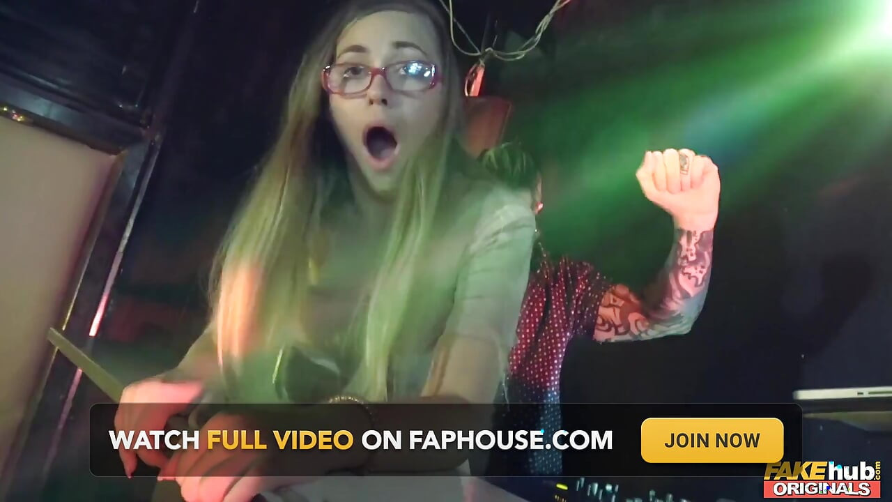 Fakehub Originals - Blond Selvaggia Takes a Hard Facial From Superstar Dj Dean Post Set Sex