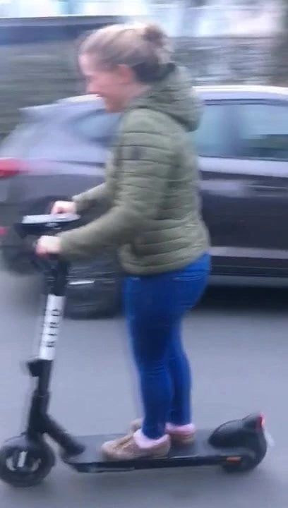 Saskia slow