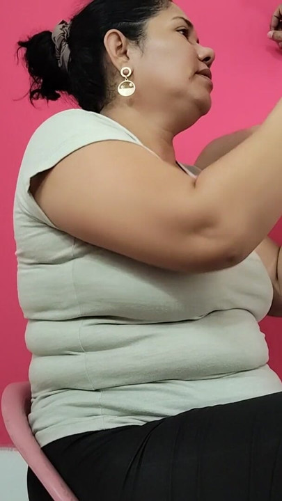 A11 gordita mamando rico | Clip 1