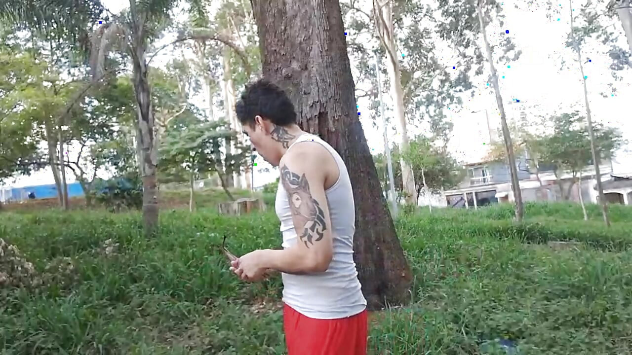 Passing by a laser square near home I didn't miss the opportunity to cum quickly and relieve the horniness