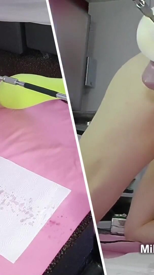 English DILF Mike Essex squirting pee while getting dildo fucked in the ass | Clip 1