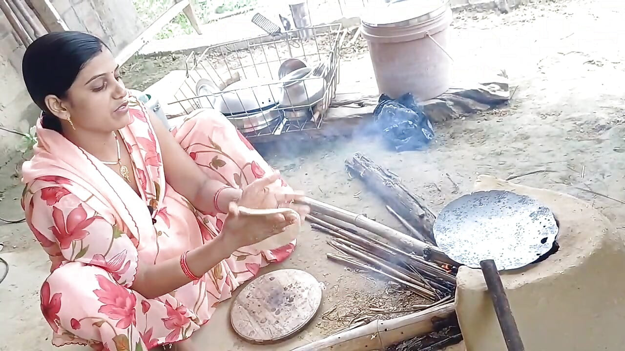 Desi Indian Haryanvi Dorf-Schwägerin gefickt mit großem und dickem Schwanz