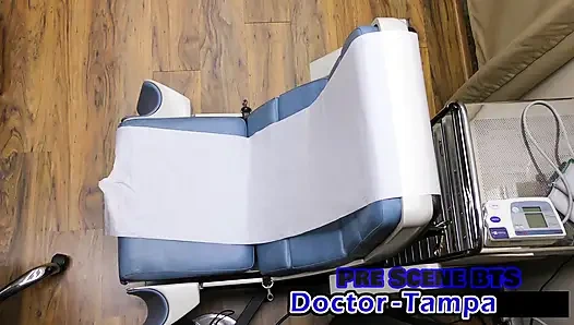 Dr Tampa - Ruby Foxxx's 1st Gyno Exam