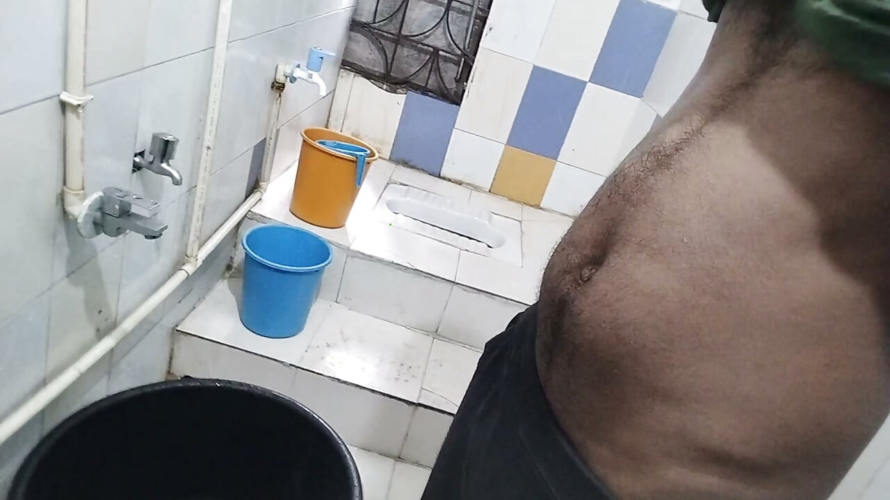 Desi original Tasgendar sex with bathroom