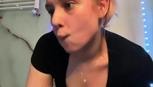 Jucielussie fingering tight anal and pink pussy