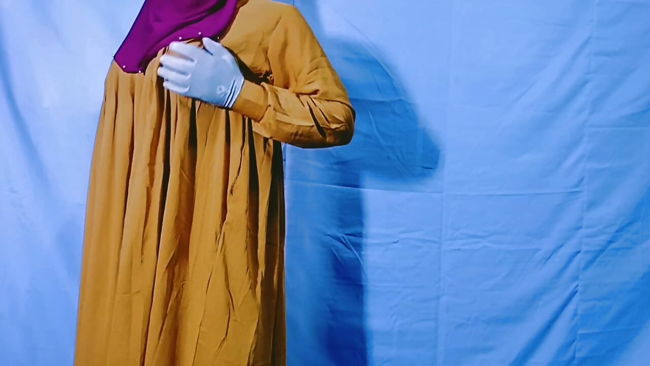 Desi village Bhabhi Bangladeshi hijabi Muslim