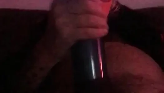 Gece büyük yaşlı yarak emiyor