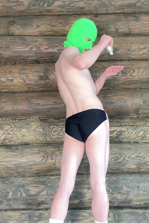 The Sexy Guy Works Out
