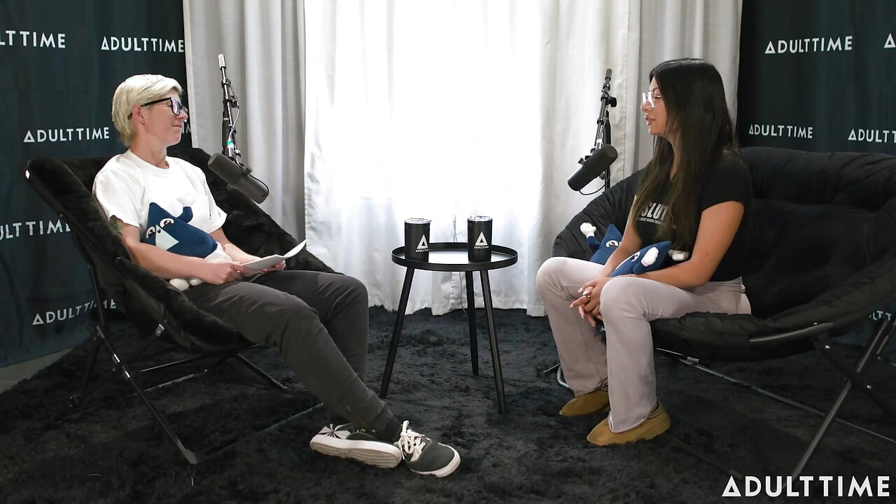 Cami Strella preživela kult, Tiktok Slava, i Nemonogamija podcast vremena za odrasle