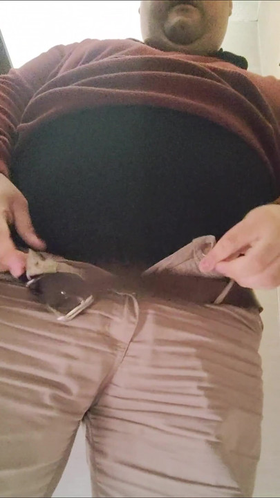 Fat Man Urine and Ass