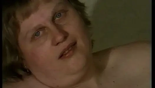 BBW German amateur bitch plays with big sex toy