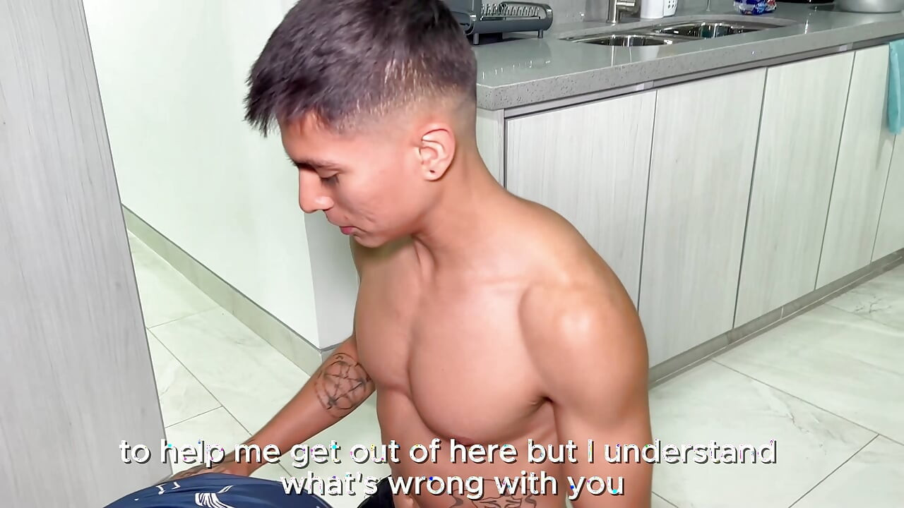 main voshing mashin men phans jaata hoon jabki mera sautela beta mujhe chodta hai