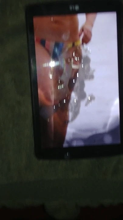 Hilary Duff cumtribute