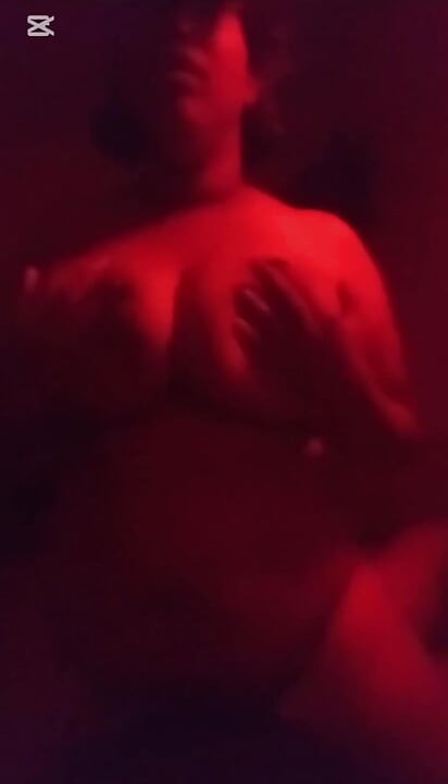 STEPMOM COME TO MY RED ROOM
