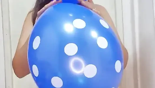 Blow Squish and Pop Blue Dotted Balloons - Bunny Looner [lowres]
