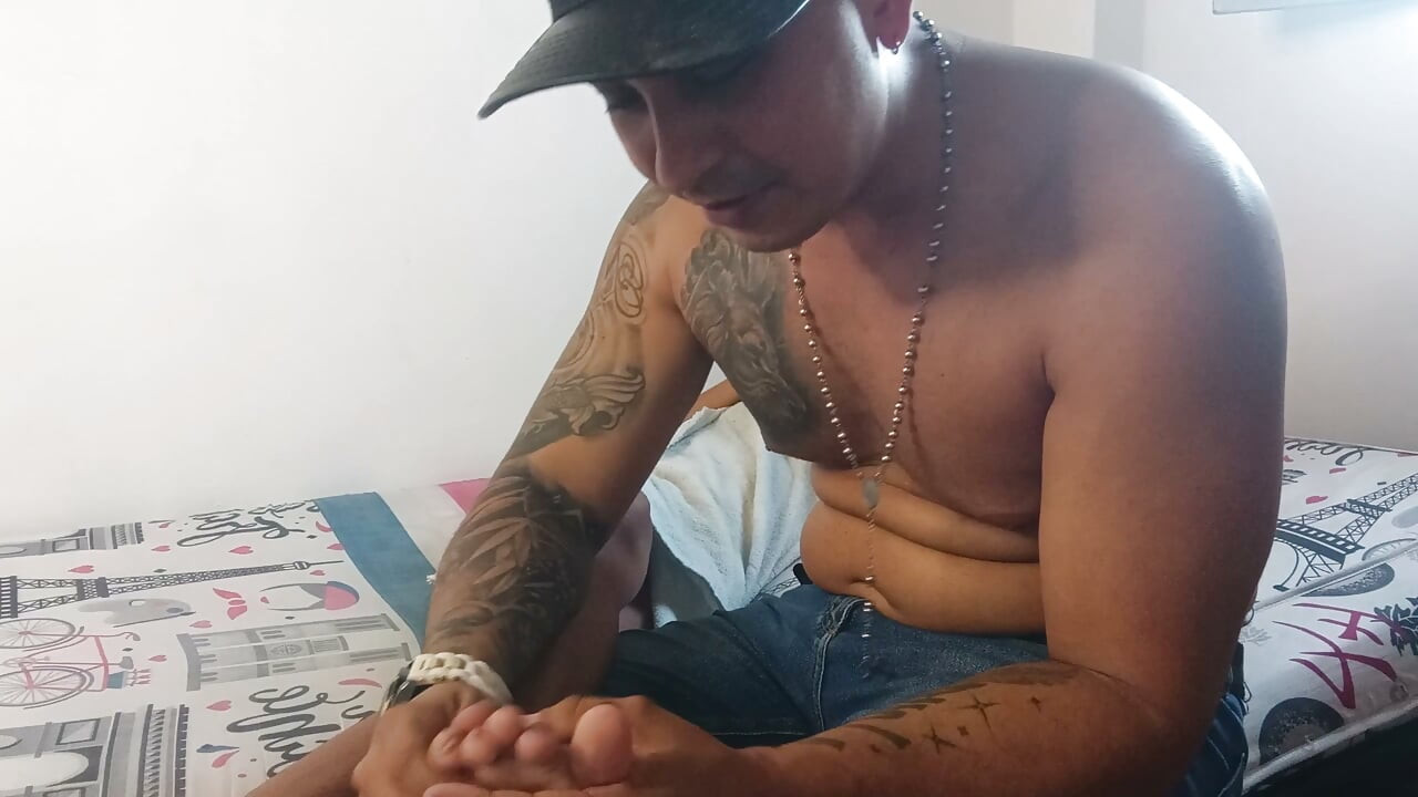 I give my neighbor's pussy a good lick and then she sucks my cock