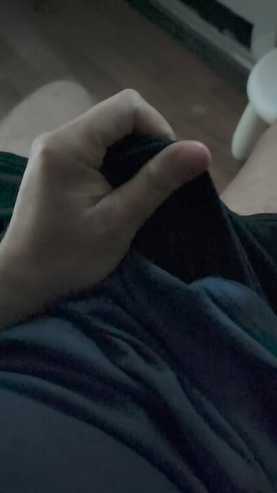 내 작은 친구를 안고 있어 그리고 난 괜찮아
