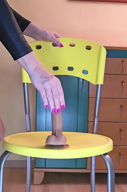 Saya Hanya Suka Menunggang Zakar Keras