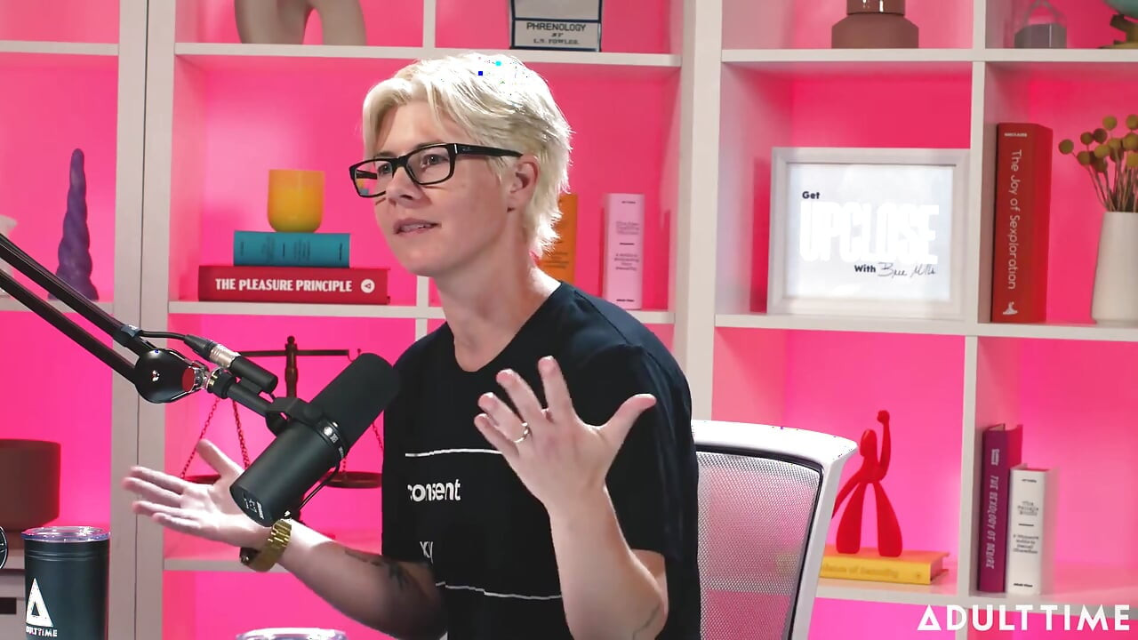 Kimmy Kimm chinh phục sự xấu hổ & bán quần lót đã qua sử dụng | Podcast thời gian dành cho người lớn