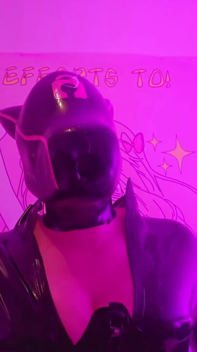 Latex Doll Fucks Her Mouth with a Huge Tentacule