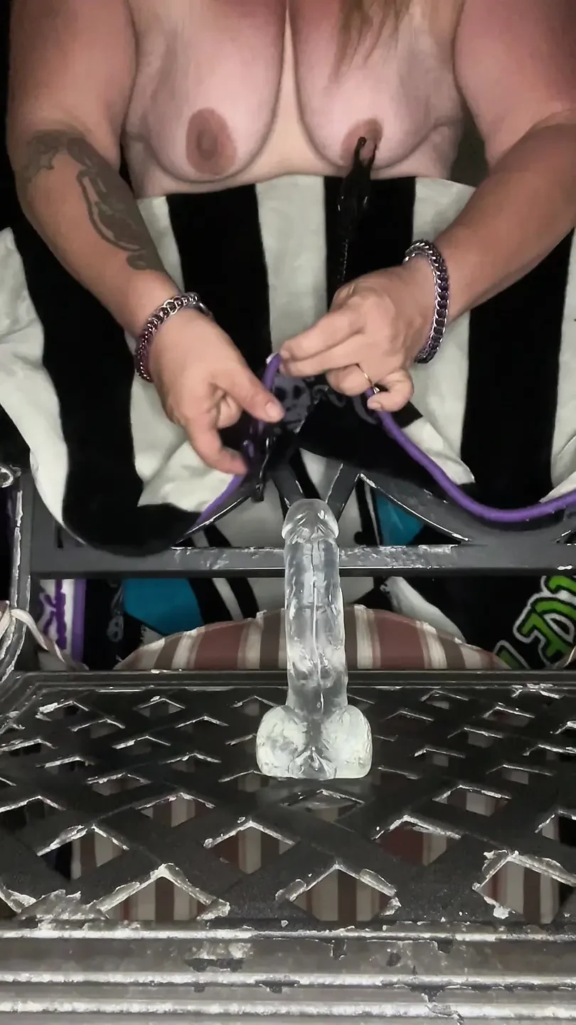 Pounding Miss Pinky open view of my thrust machine