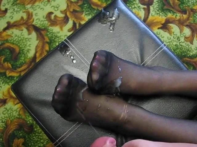 cum nylon feet