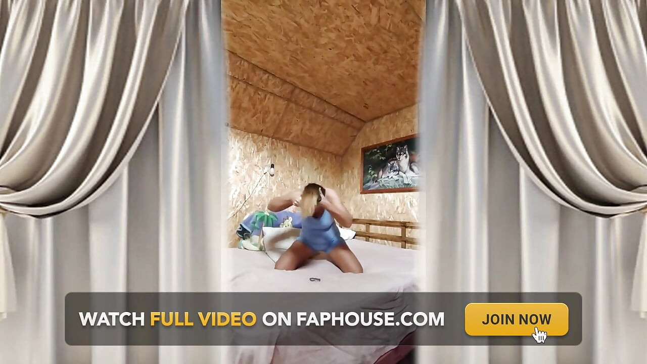 Hot Housewife Lukerya Greets a New Day