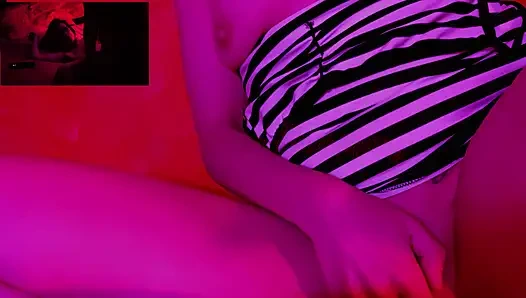 Succubus karımın ruhumu emmesine ve o amcığı boşaltmasına izin verdim