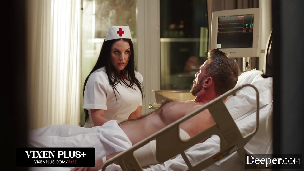 Tiefer. Sexy krankenschwester angela white kümmert sich um patienten manuel